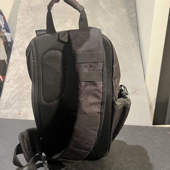 Fieldline Pro Series Tactical Backpack Black Small MOLLE Utility Outdoor Bag - Picture 3 of 15